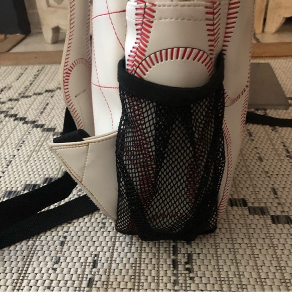 MVP Baseball Backpack - Picture 2 of 12